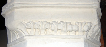 Harrold church - capital in north aisle May 2008